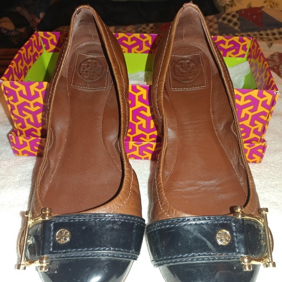 Tory Burch sz 9 - Picture 1 of 7